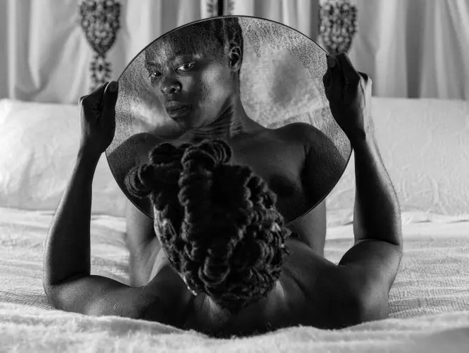 Zanele Muholi, Bona, Charlottesville, 2015, 800 × 503 mm, photograph, gelatin silver print on paper © Zanele Muholi, purchased with funds provided by the Africa Acquisitions Committee 2017
