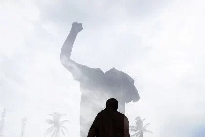 Hakeem Adam, 2018, Nkrumah Never Dies!, impression pigmentaire, 81.28 x 110.96 cm. Edition de 5 © Hakeem Adam