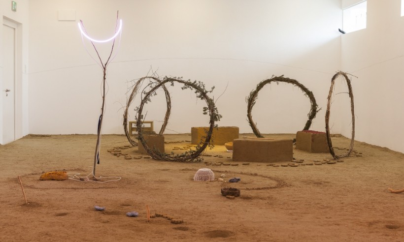 Dineo Seshee Bopape unveils « Lerato le le golo (…la go hloka bo kantle) » at the Vienna Secession